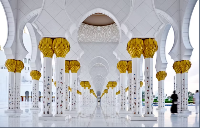 Day trip of Abu Dhabi and its royal palaces from Dubai - Image 2